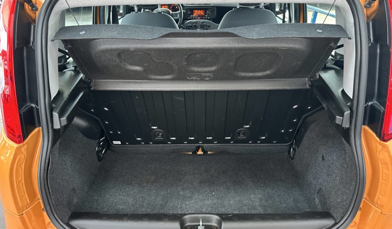 Fiat Panda 1.2 Easy S&S 69CV NEOPATENTATI completo