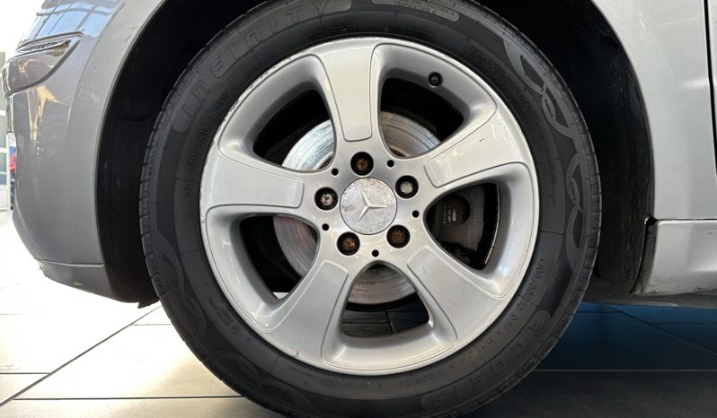 Mercedes-Benz A 150 Avantgarde GPL completo