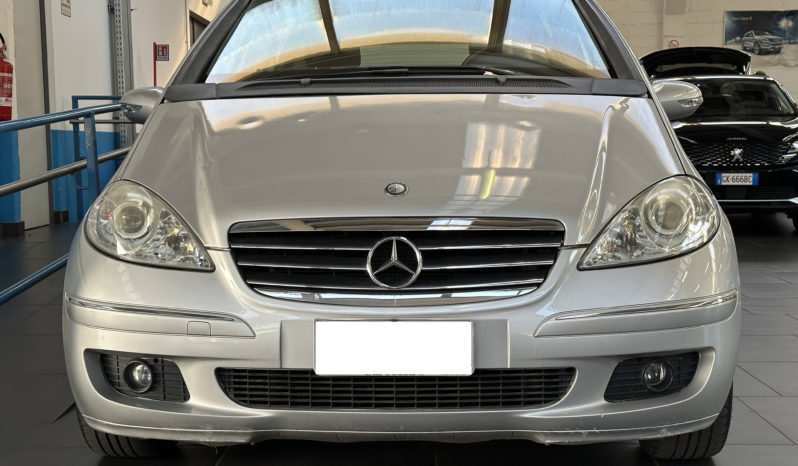 Mercedes-Benz A 150 Avantgarde GPL completo