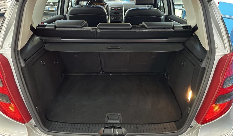 Mercedes-Benz A 150 Avantgarde GPL completo