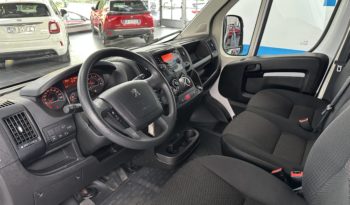 Peugeot Boxer 335 BlueHDi 140 L2H2 PM-TM completo