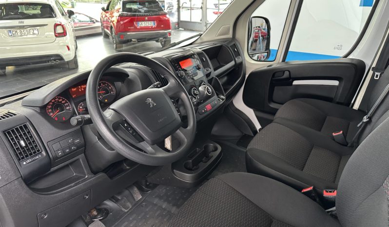 Peugeot Boxer 335 BlueHDi 140 L2H2 PM-TM completo