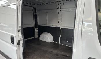 Peugeot Boxer 335 BlueHDi 140 L2H2 PM-TM completo