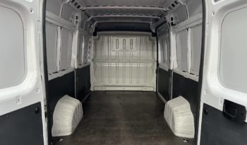 Peugeot Boxer 335 BlueHDi 140 L2H2 PM-TM completo
