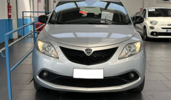 Lancia Ypsilon 1.2 Gold S&S 69CV NEOPATENTATI completo
