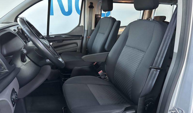 Ford Transit Custom 320 L2H1 Trend 8POSTI completo