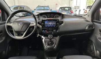 Lancia Ypsilon 1.0 hybrid Gold S&S NEOPATENTATI completo