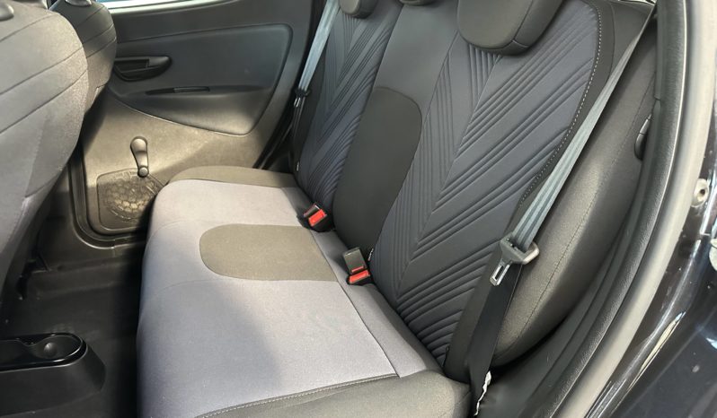 Lancia Ypsilon 1.0 hybrid Gold S&S NEOPATENTATI completo