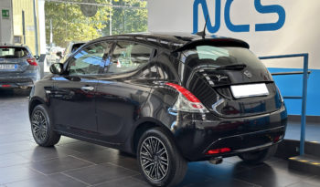 Lancia Ypsilon 1.0 hybrid Gold S&S NEOPATENTATI completo