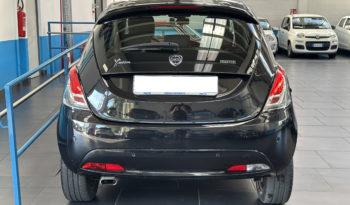 Lancia Ypsilon 1.0 hybrid Gold S&S NEOPATENTATI completo