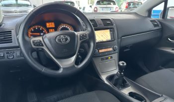 Toyota Avensis 2.0 d-4d Executive completo