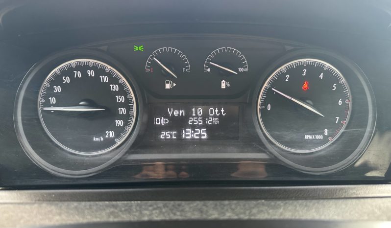 Lancia Ypsilon 1.0 hybrid Silver S&S NEOPATENTATI completo
