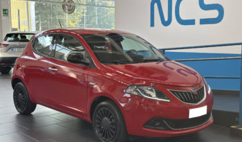 Lancia Ypsilon 1.0 hybrid Silver S&S NEOPATENTATI completo