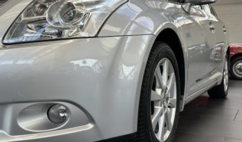 Toyota Avensis 2.0 d-4d Executive completo